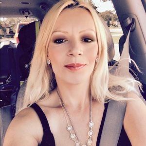 Meet your Posher, Ruqaya